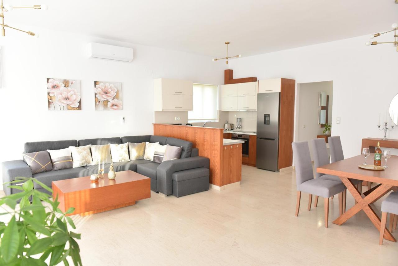 Christianna Luxury Apartments Almirida Екстериор снимка