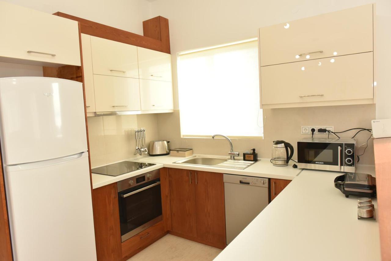 Christianna Luxury Apartments Almirida Екстериор снимка