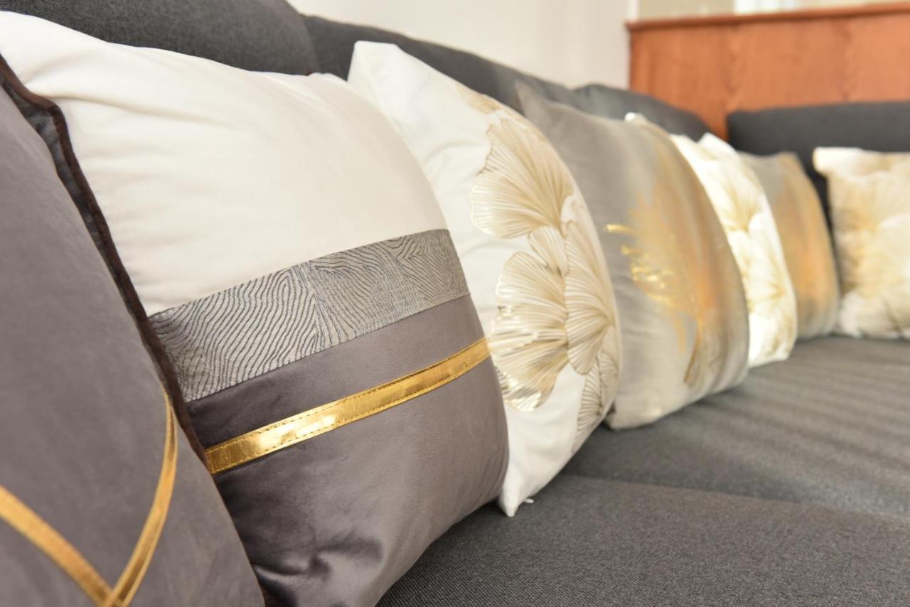 Christianna Luxury Apartments Almirida Екстериор снимка